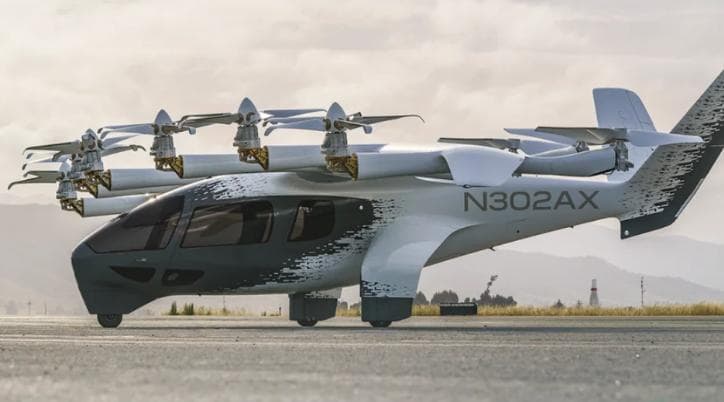 An electric air taxi, the Midnight, has completed a record-breaking flight