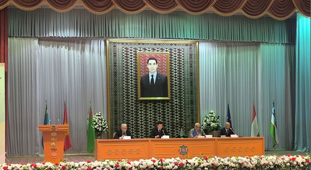 Central Asian Youth Forum Held at IT&IT