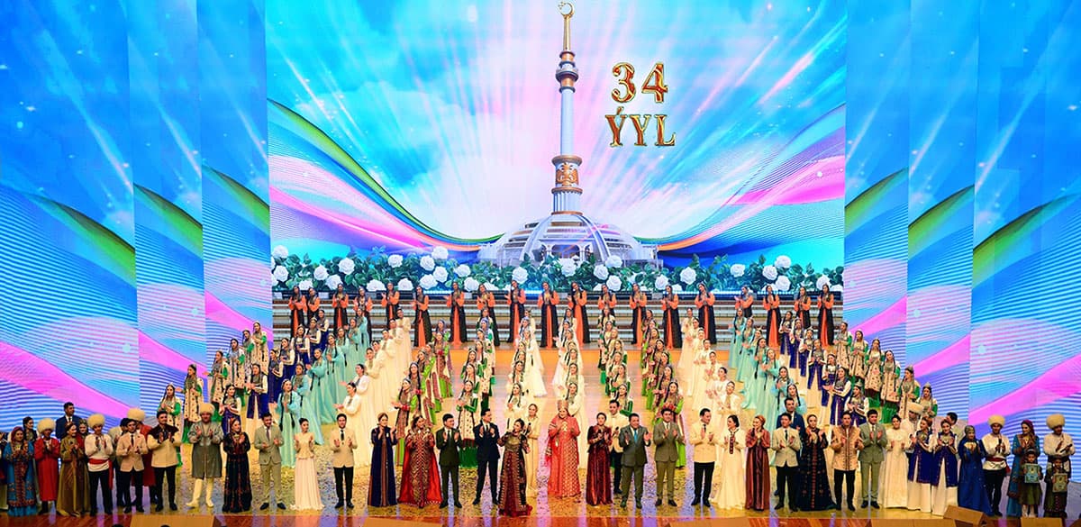 President of Turkmenistan Attended a Grand Concert in Honor of the 34th Anniversary of Independence