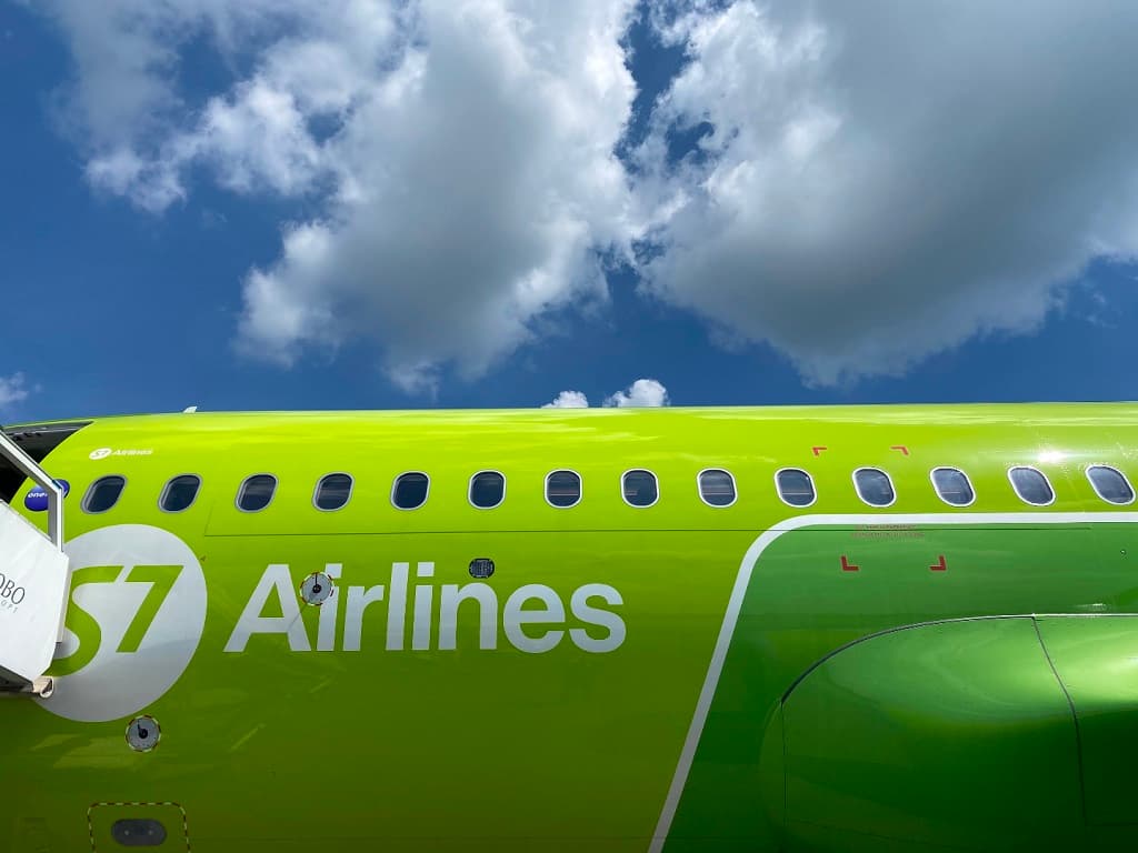 s7-plans-launch-flights-ashgabat-novosibirsk