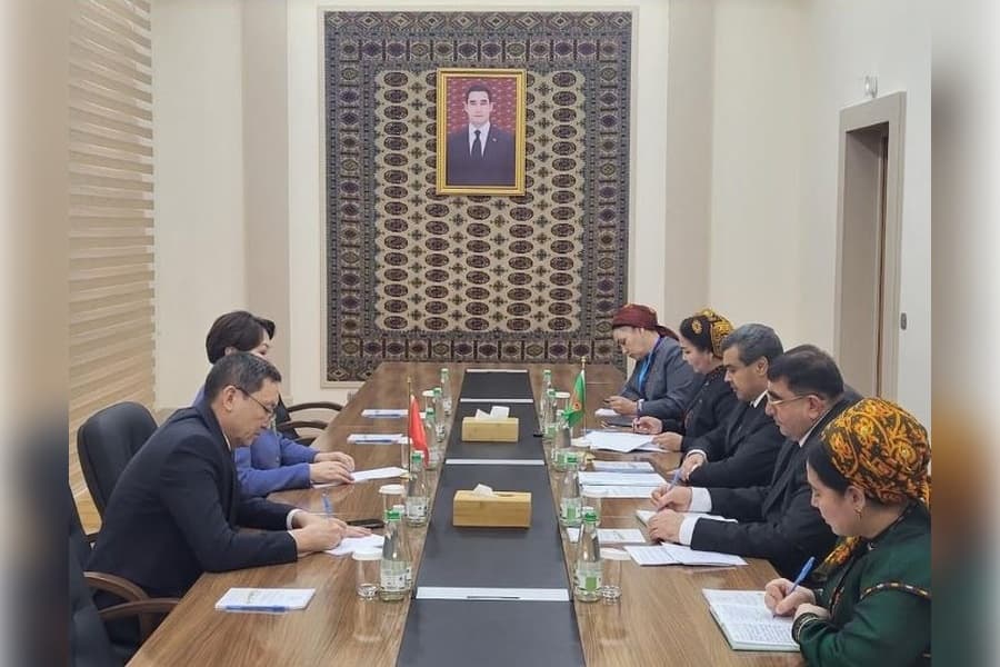 turkmenistan-and-kyrgyzstan-strengthen-cooperation-education-focus-12-year-school-program