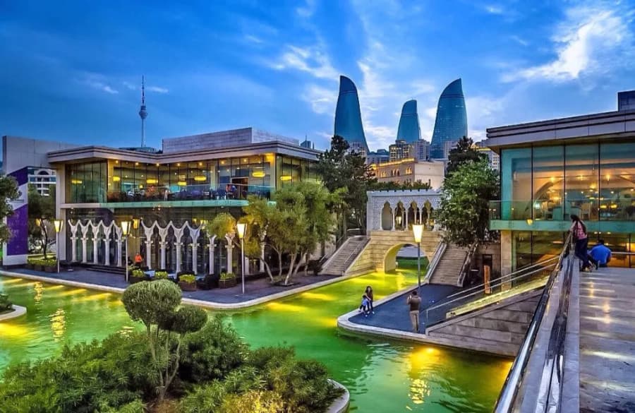 azerbaijan-reports-stable-tourist-flow-turkmenistan-2025