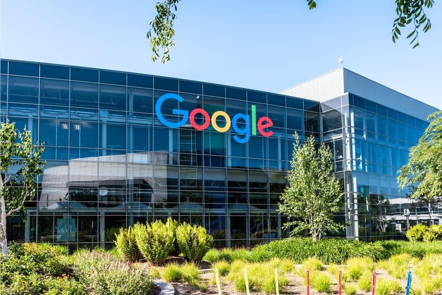 Новый рекорд Alphabet: материнская компания Google перешагнула отметку в $4 трлн