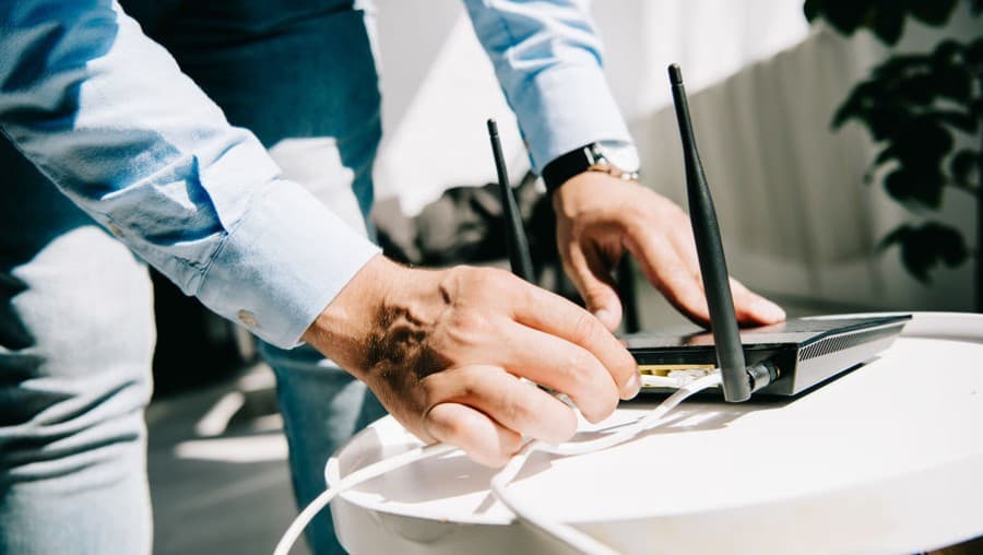 turkmentelecom-reminds-subscribers-available-technical-specialist-call-out-service