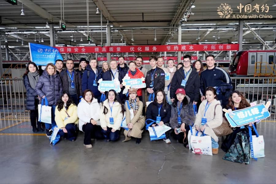 ot-kultury-k-innovaciyam-kak-tyanczin-pokazyvaet-mnogogrannyj-obraz-sovremennogo-kitaya