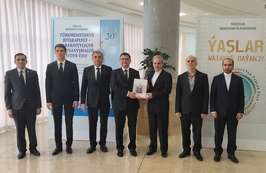В Туркменском государственном университете имени Махтумкули состоялась встреча с послом Ирана