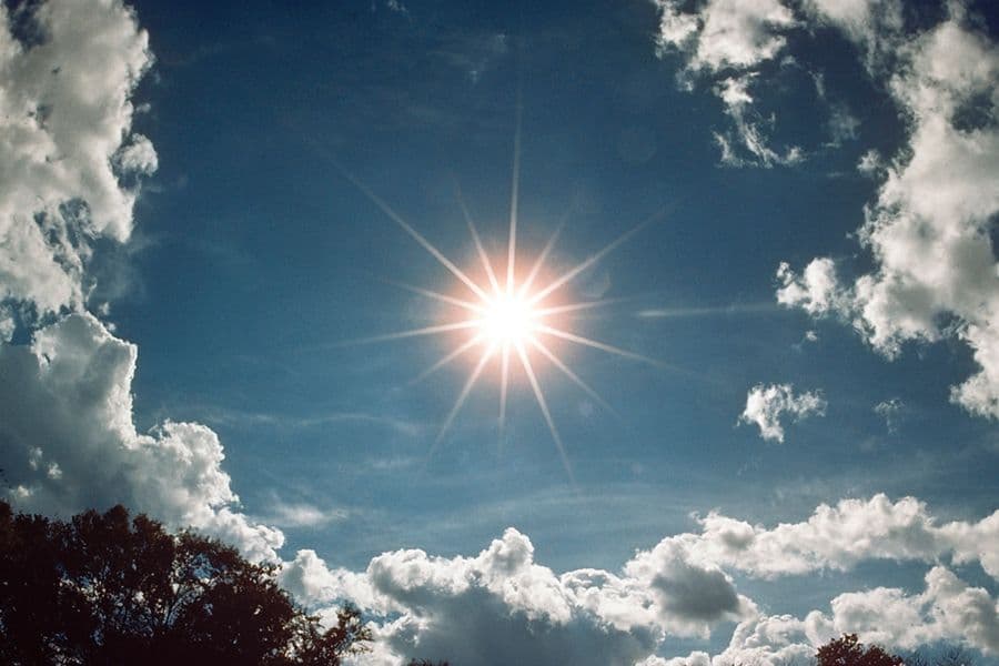 Scientists Develop Organic Molecule for Long-Term Storage of Solar Energy