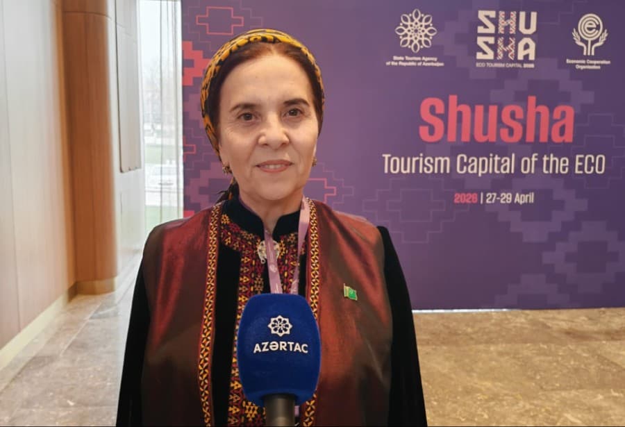 gulshat-bakieva-v-cfere-turizma-nam-est-chemu-pouchitsya-u-azerbajdzhancev