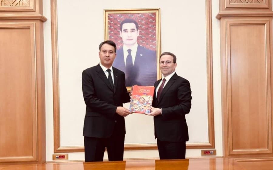 mezhdu-azerbajdzhanom-i-turkmenistanom-sostoyalos-obsuzhdenie-voprosov-transporta-i-telekommunikacij
