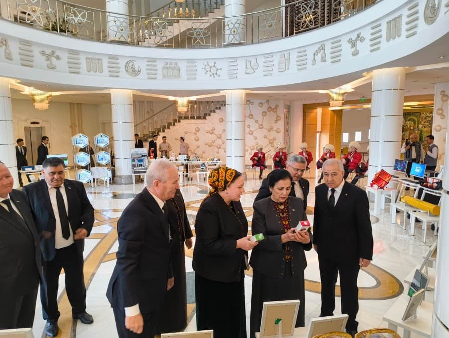 v-mezhdunarodnom-nauchno-tehnologicheskom-parke-turkmenistana-otkrylas-kafedra-yunesko