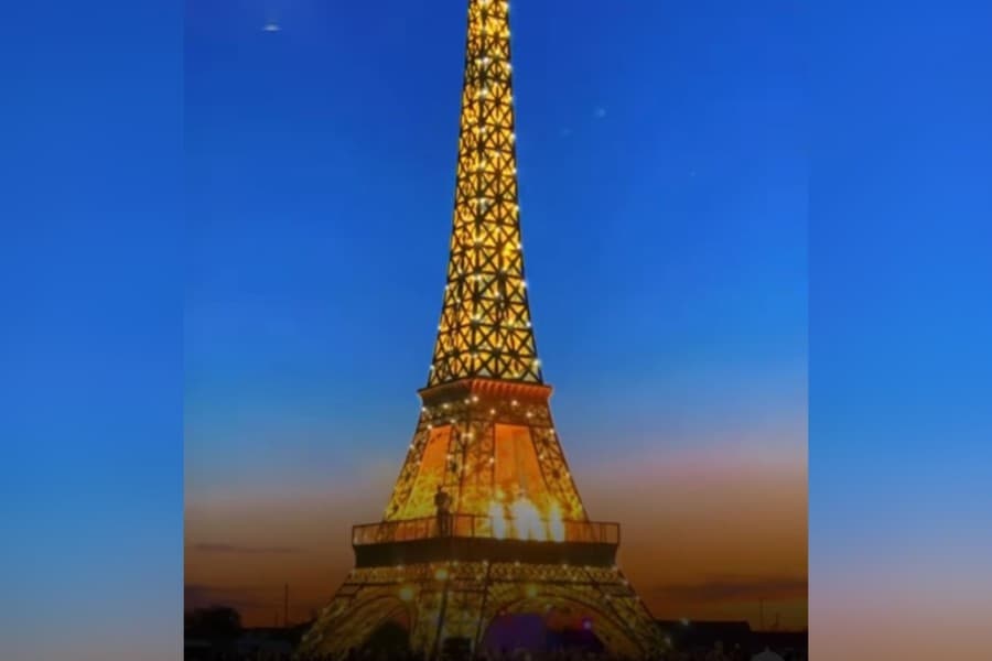 A Place Where You Can See the Lights of Paris Has Appeared in Kazakhstan