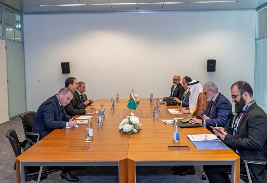 Туркменистан привлек $1,38 млрд от Исламского банка развития на 30 проектов