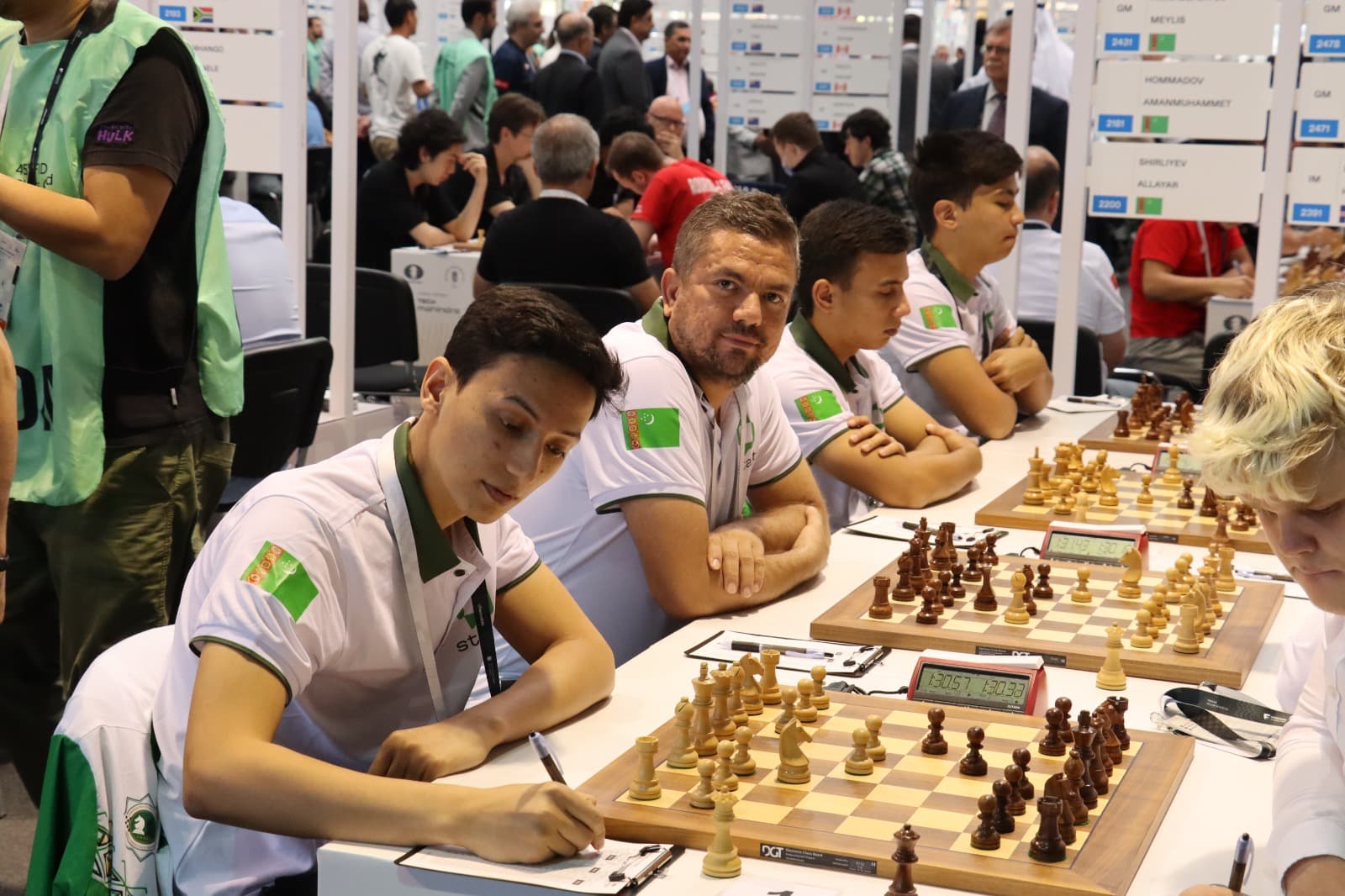 turkmenistan-mens-and-womens-teams-win-small-gold-medals-world-chess-olympiad