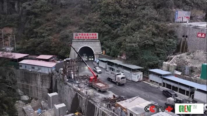 Проложен самый длинный туннель для высокоскоростной железной дороги
