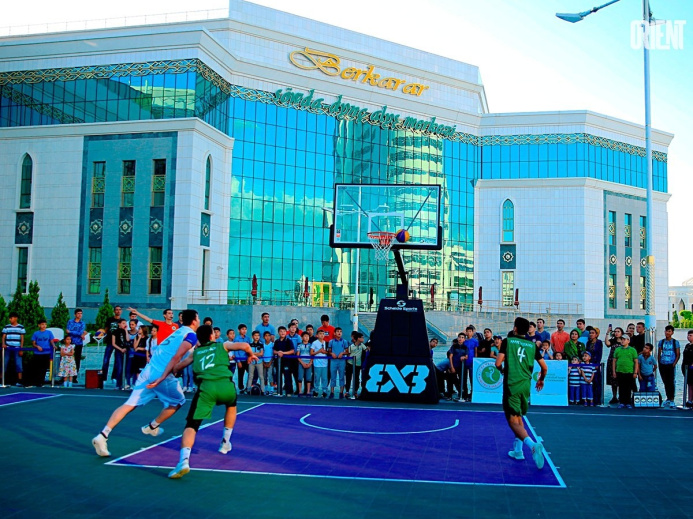  Fight for the Ring: how Turkmen basketball players combine business with pleasure