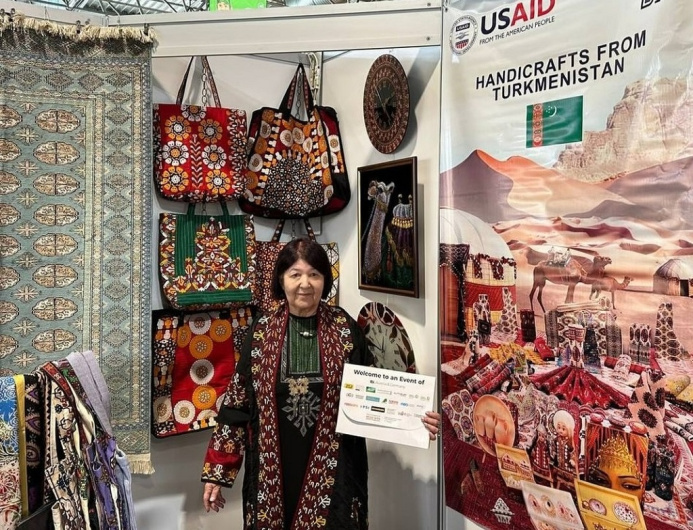  Türkmen senetkäri Wenada Wohnen & Interieur sergisine gatnaşýar