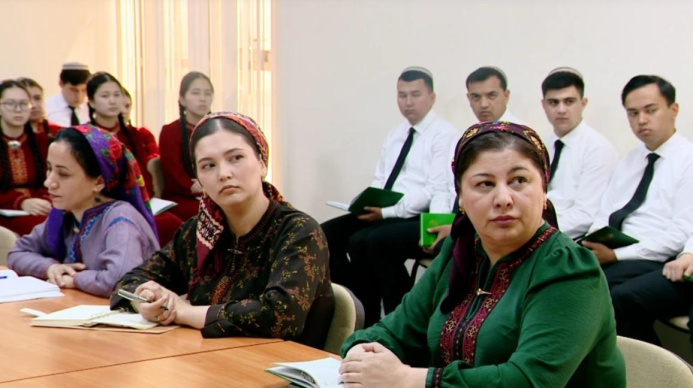  Конференция в Институте международных отношений МИД Туркменистана