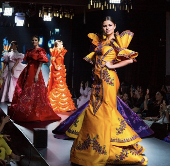 The fifth element and four elements merged in the outfits of Turkmen designers