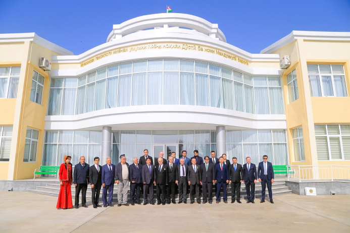  In Tajikistan, a creative meeting of writers was held at the Magtymguly school