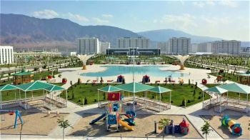 Arkadag şäheri “Kids Expo”-da çagalaryň saglygy üçin lukmançylyk we durmuş ugurly taslamalaryny hödürlär