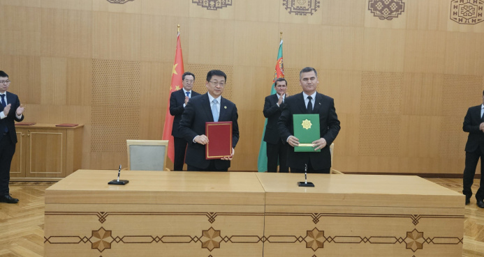  Turkmenistan and China signed an agreement on international road transport