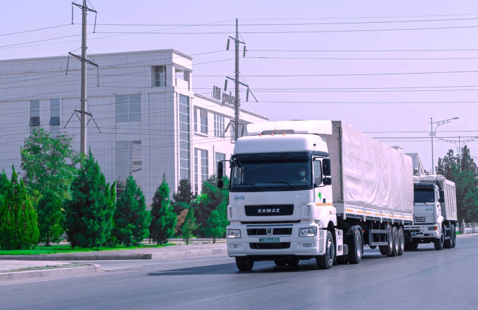  IRU and Turkmenistan agree on a road map for road transport