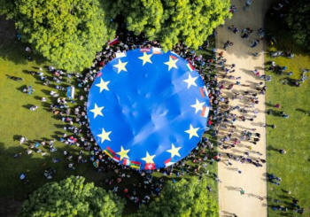 European Union Marks 40 Years Since Adoption of the Flag with Golden Stars