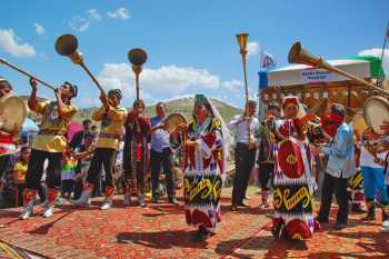 Concerts, exhibitions, and meetings: Days of Uzbek culture begin in Turkmenistan