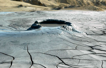 One of the world's largest mud volcanoes has started erupting in Turkmenistan