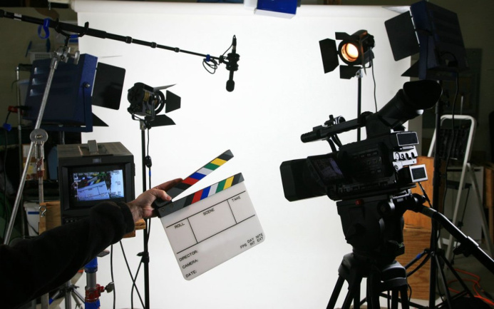  «Türkmenfilm» daşary ýurtlarda Magtymguly Pyragy barada dokumental filmleri surata düşürer