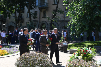 The solemn ceremony of laying flowers at the monument of Magtymguly took place in Kyiv
