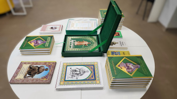 Collections of Magtymguly's poems in different languages were donated to the Kyiv library