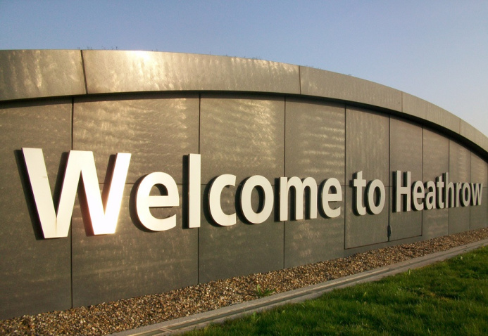  Saudi Arabia fund buys UK's largest airport Heathrow