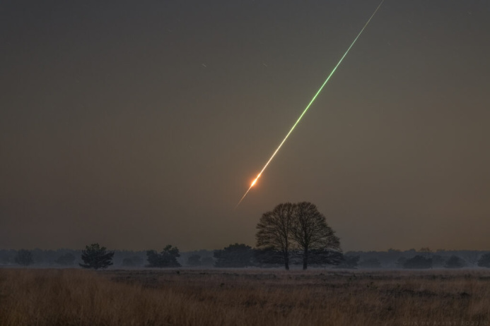  In the sky over England and France, an asteroid burned down, the fall of which was predicted by scientists