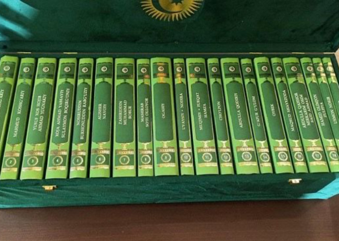  Шедевры туркменских поэтов вошли в собрание книг «Жемчужины тюркской литературы»