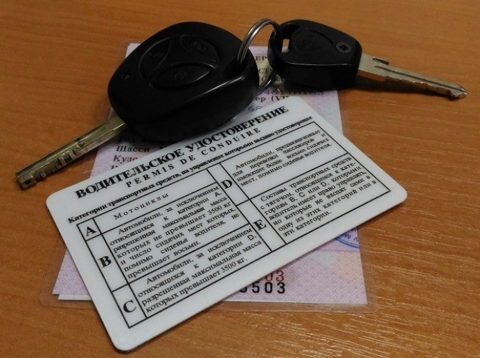  В Туркменистане водительские права может получить за их владельца его доверенное лицо