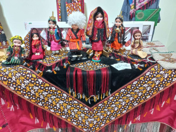 Türkmeniň milli döredijilik dünýäsine syýahat: Aşgabatda «Lebap Handmade Exports» sergisi geçirildi