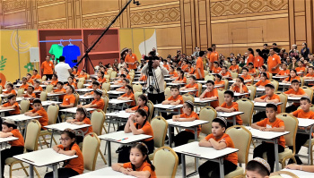 “Kids Expo”-da mental arifmetika boýunça geçirilen bäsleşikde goýlan rekord dünýä derejesine dalaş edýär