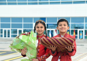 Aşgabat we Daşkent doganlyk gatnaşyklaryny pugtalandyrýarlar: Dostluk seýilgähleri, syýahatçylyk we medeniýet