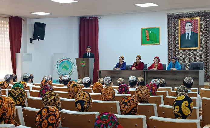  Issues of transport diplomacy were discussed at the conference in the "Turkmenaragatnashyk" agency