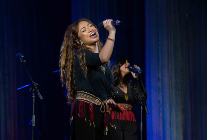  Joint U.S.-Turkmen a capella concerts wow crowds in Dashoguz and Ashgabat