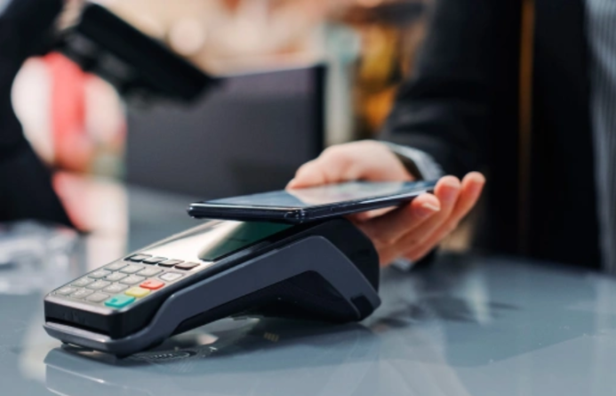  Технология «Волна» может стать российской альтернативой Apple Pay