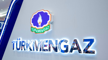 Ermenistan türkmen gazynyñ geçirilmegi barada gepleşikleri alyp barýar