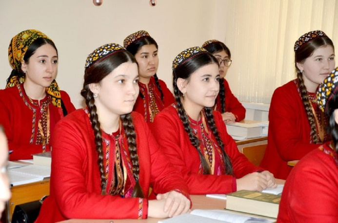  Talyp gelinleriň durmuşy: hem göreldeli talyp, hem eje