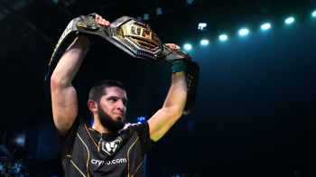 Yslam Mahaçew UFC sanawynda dünýäniň iň gowy söweşijileriniň arasynda öňdeligi eýelemegi dowam etdirýär