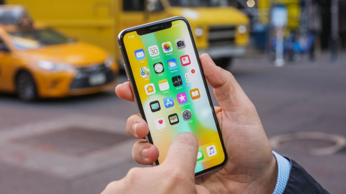  The smartphone market grew 8.4% last quarter