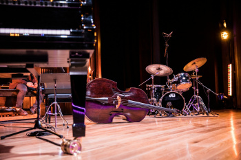 Aşgabatda jazz konserti: meşhur owazlaryň we mukamlaryñ ajaýyp agşamy