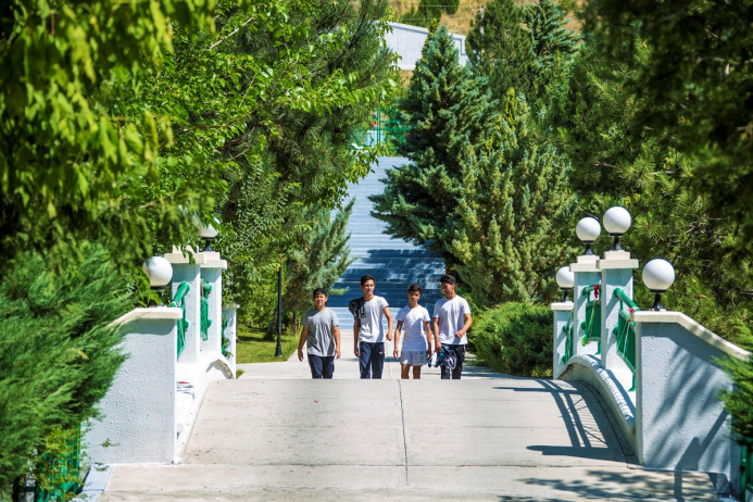  UNICEF and Partners Place Children and Youth in the Focus of the Nationally Determined Contributions of Turkmenistan