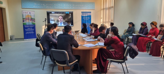  USAID в сотрудничестве с УНП ООН провел семинар для туркменских журналистов