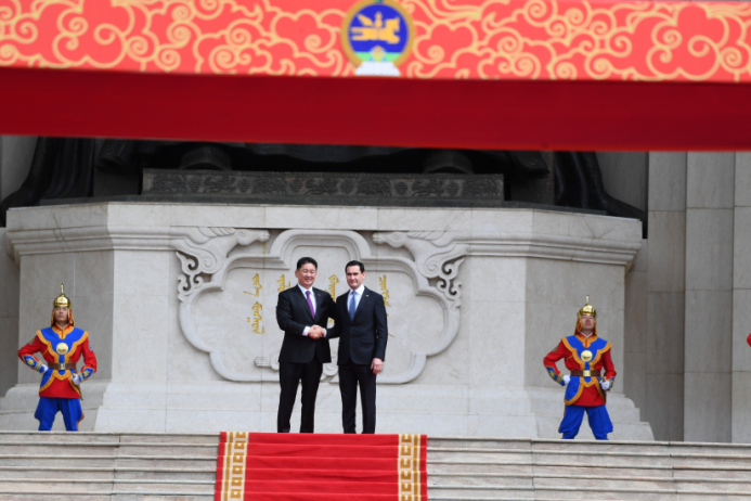  The heads of Turkmenistan and Mongolia made a statement to the press following the talks